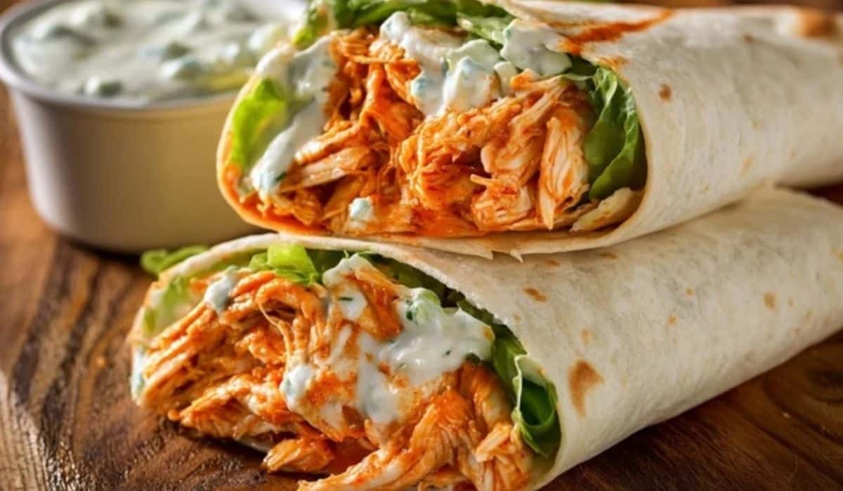 Buffalo Chicken Wraps Recipe with creamy ranch and hot sauce
