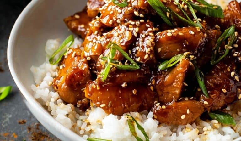 Honey teriyaki chicken glazed and served on white rice