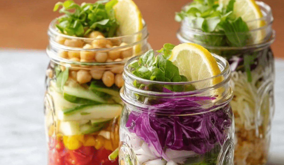 Mason Jar Salad meal prep jars with crisp layered veggies and greens
